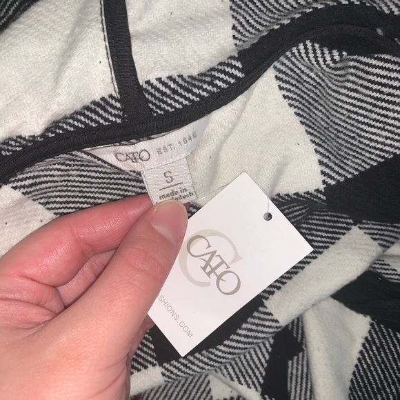 Cato NWT black/white buffalo checked hooded fringed flannel vest size S - Picture 5 of 5